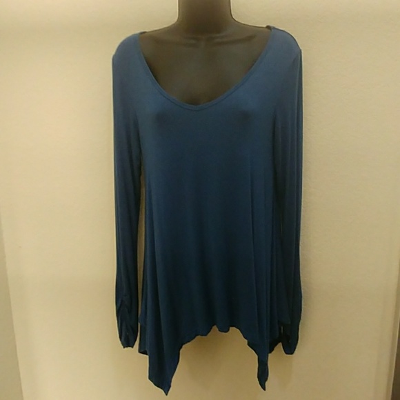 Urban Coco Ruched. L/S Tunic - Picture 4 of 8